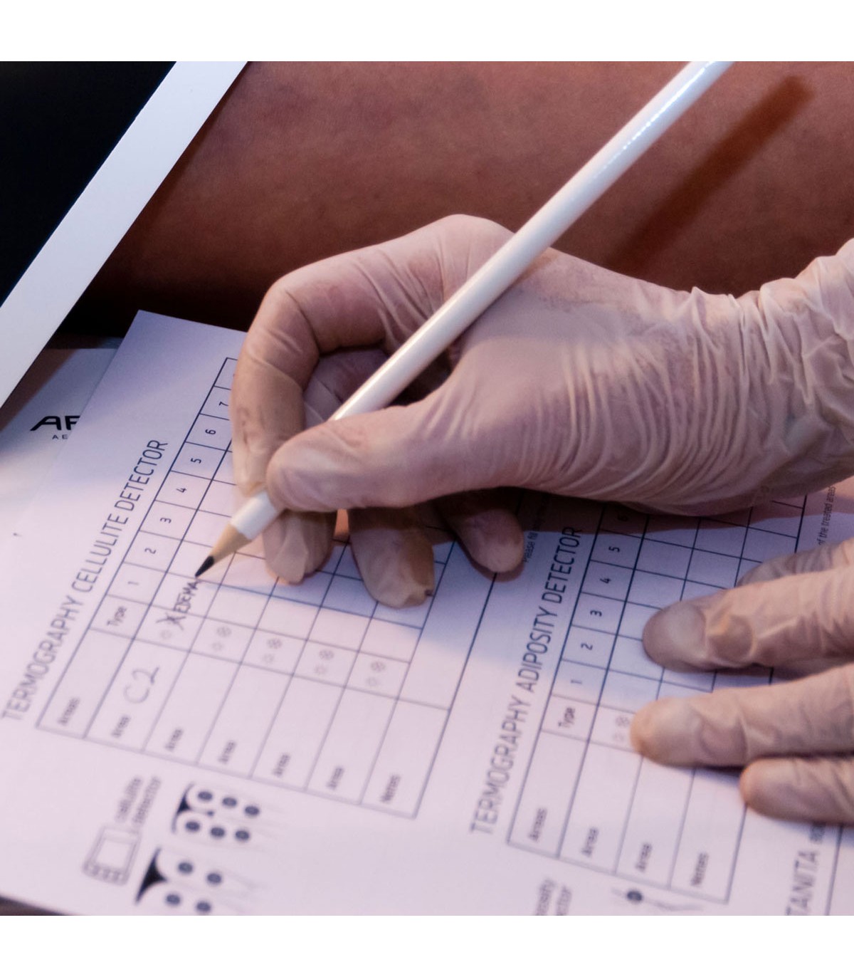 Fiche de Suivi Client Arosha - Beauty Tech®