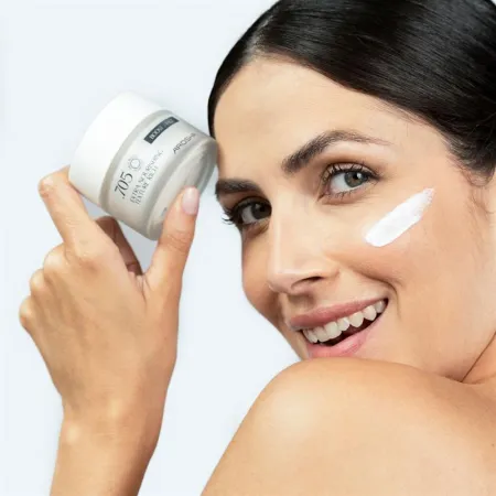 .705 .706 Crème Extra Nourishing • Arosha - Beauty Tech